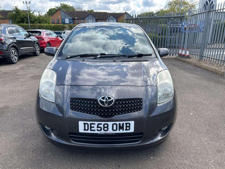 Toyota Yaris 1.3 VVT-i SR 5dr
