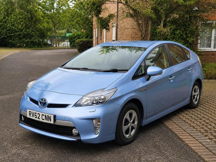 Toyota Prius 1.8 VVT-h CVT Euro 5 (s/s) 5dr