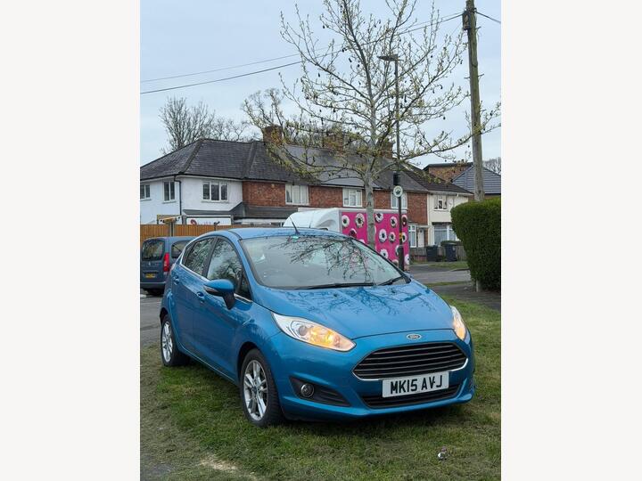 Ford Fiesta 1.0T EcoBoost Zetec Euro 5 (s/s) 5dr