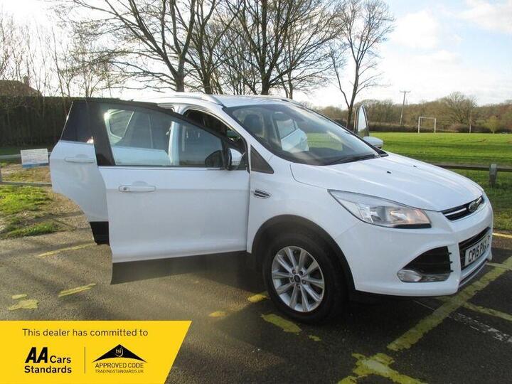 Ford Kuga 2.0 TDCi Titanium 2WD Euro 6 (s/s) 5dr