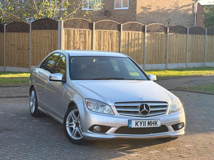 Mercedes-Benz C Class 2.1 C220 CDI BlueEfficiency Sport Auto Euro 5 4dr