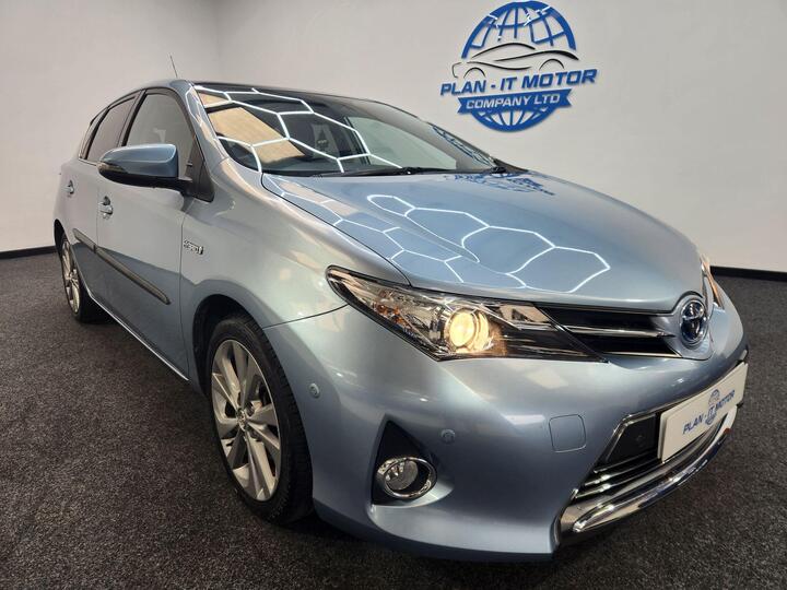 Toyota Auris 1.8 VVT-h Excel CVT Euro 5 (s/s) 5dr Toyota Auris 1.8 VVT-h Excel CVT Euro 5 (s/s) 5dr
