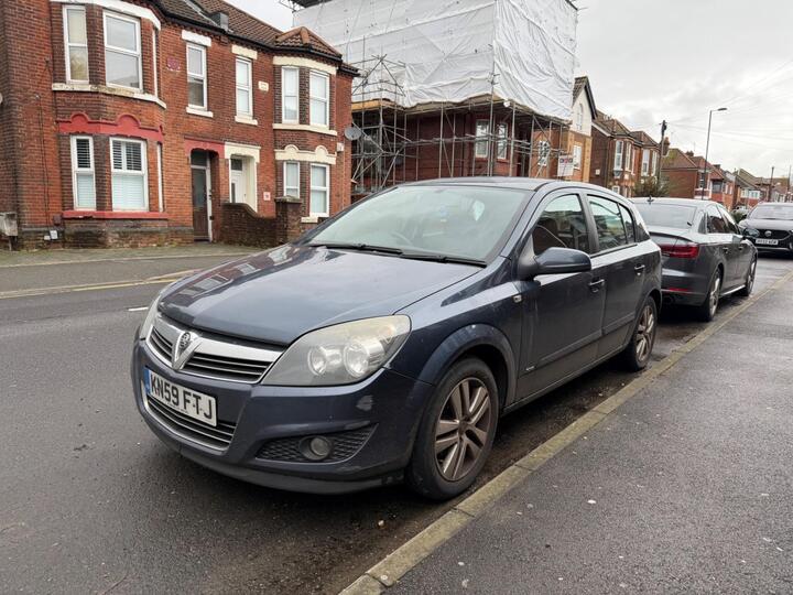 Vauxhall Astra 1.6i 16v SXi 5dr