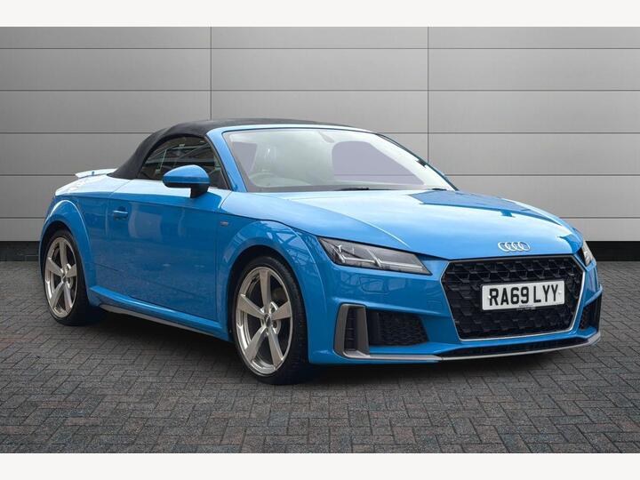 Audi TT 2.0 TFSI 40 S Line Roadster S Tronic Euro 6 (s/s) 2dr
