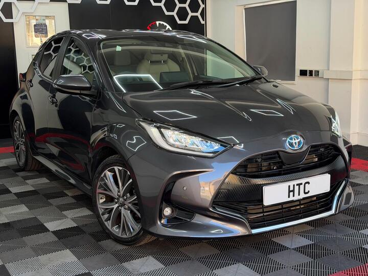 Toyota Yaris 1.5 VVT-h Excel E-CVT Euro 6 (s/s) 5dr