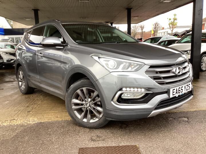 Hyundai Santa Fe 2.2 CRDi Blue Drive Premium Auto 4WD Euro 6 (s/s) 5dr (7 Seat) Hyundai Santa Fe 2.2 CRDi Blue Drive Premium Auto 4WD Euro 6 (s/s) 5dr (7 Seat)