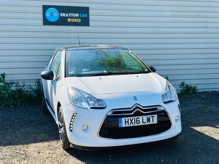 DS AUTOMOBILES DS 3 1.2 PureTech DStyle Nav Euro 6 (s/s) 3dr DS AUTOMOBILES DS 3 1.2 PureTech DStyle Nav Euro 6 (s/s) 3dr