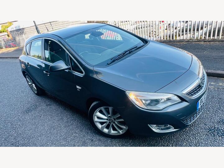 Vauxhall Astra 1.7 CDTi EcoFLEX SE Euro 5 5dr