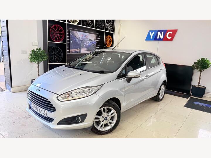 Ford Fiesta 1.25 Zetec Euro 6 5dr