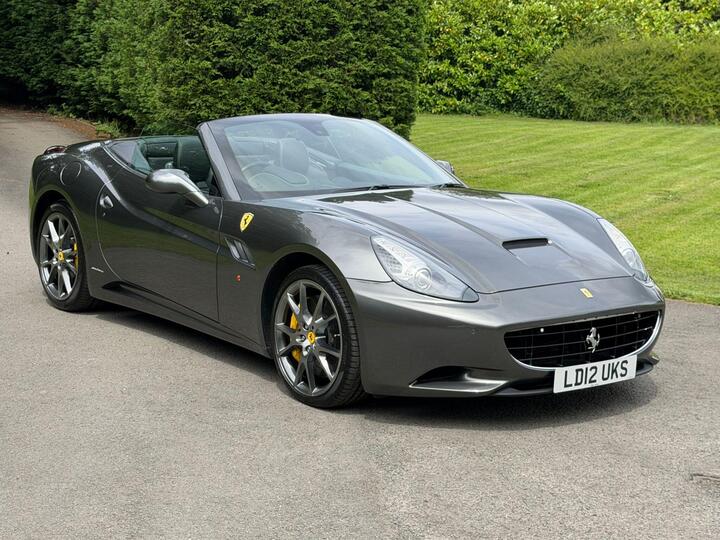 Ferrari California 4.3 HELE V8 F1 DCT Euro 5 (s/s) 2dr Ferrari California 4.3 HELE V8 F1 DCT Euro 5 (s/s) 2dr