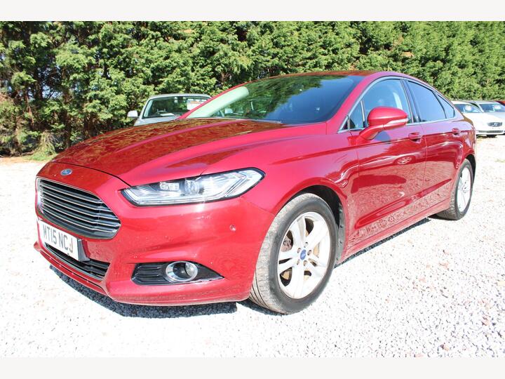 Ford Mondeo 2.0 TDCi Titanium Euro 6 (s/s) 5dr