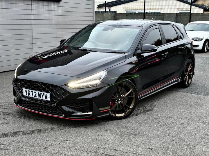 Hyundai I30 2.0 T-GDi Drive-N Limited Edition DCT Euro 6 (s/s) 5dr Hyundai I30 2.0 T-GDi Drive-N Limited Edition DCT Euro 6 (s/s) 5dr