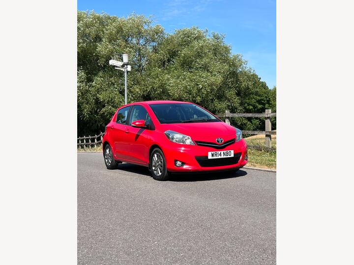 Toyota Yaris 1.33 Dual VVT-i Icon Plus Euro 5 5dr