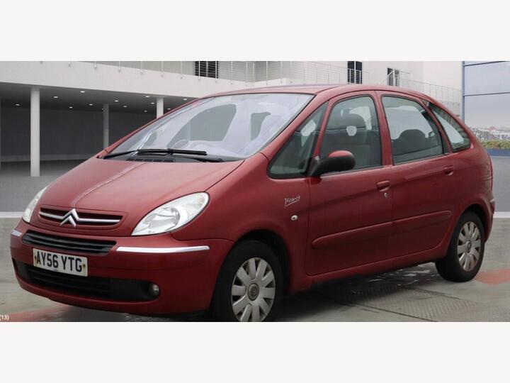 Citroen Xsara Picasso 2.0i 16V Exclusive 5dr