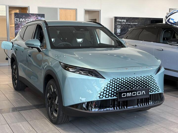 OMODA 7 1.5T SHS 18.4kWh Knight DHT1 Euro 6 (s/s) 5dr