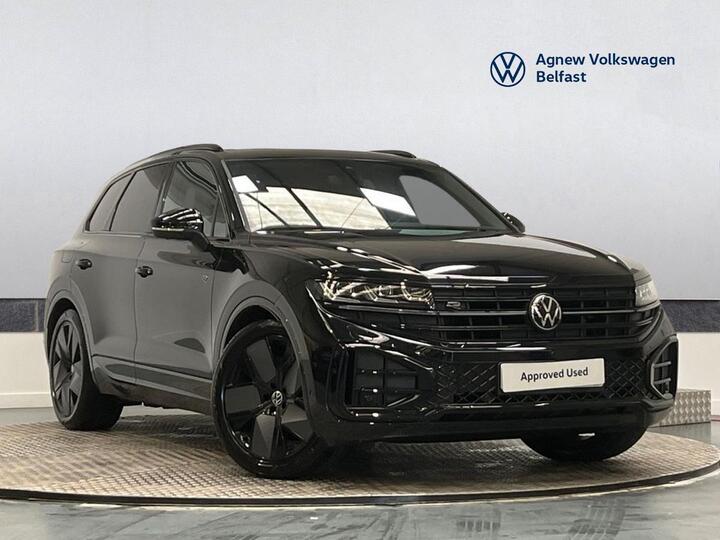 Volkswagen Touareg 3.0 TDI V6 Black Edition Tiptronic 4Motion Euro 6 (s/s) 5dr