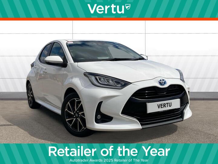 Toyota Yaris 1.5 VVT-h Design E-CVT Euro 6 (s/s) 5dr