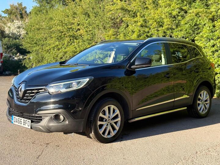 Renault Kadjar 1.6 DCi Dynamique Nav Euro 6 (s/s) 5dr Renault Kadjar 1.6 DCi Dynamique Nav Euro 6 (s/s) 5dr
