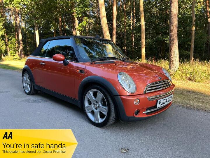 MINI Convertible 1.6 Cooper Euro 3 2dr MINI Convertible 1.6 Cooper Euro 3 2dr