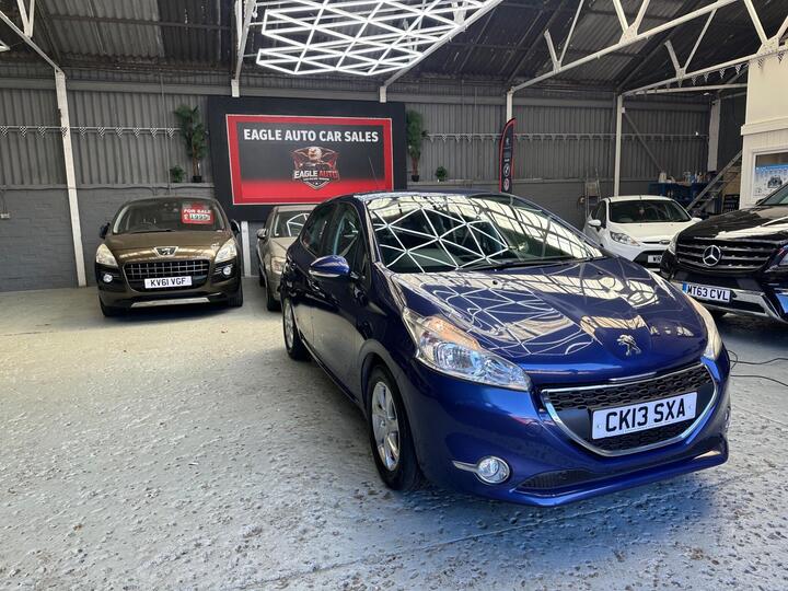 Peugeot 208 1.2 VTi Active Euro 5 5dr