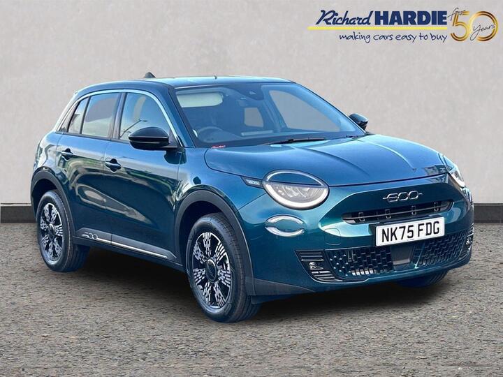 Fiat 600 1.2 MHEV E-DCT Euro 6 (s/s) 5dr