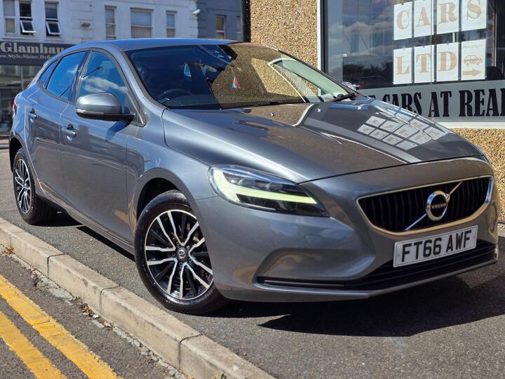 Volvo V40 2.0 T2 Momentum Euro 6 (s/s) 5dr