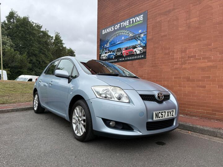 Toyota Auris 1.6 VVT-i TR 5dr