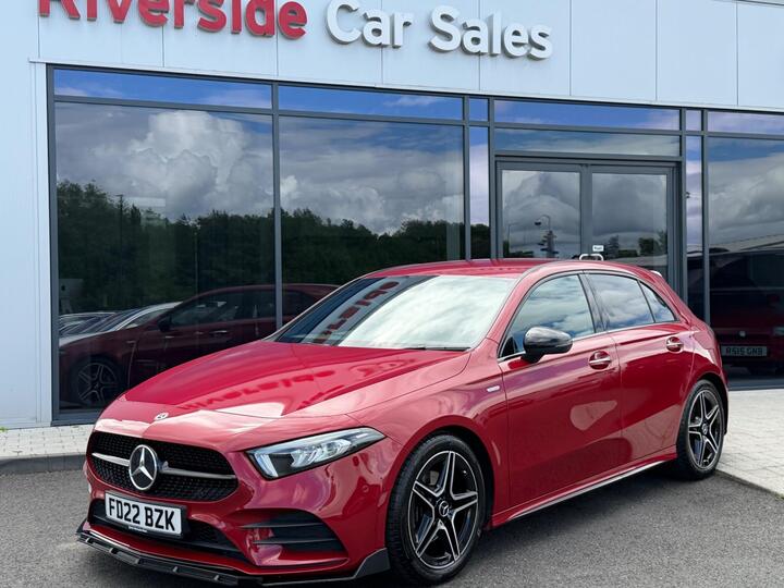 Mercedes-Benz A Class 1.3 A180 AMG Line Edition (Premium) 7G-DCT Euro 6 (s/s) 5dr