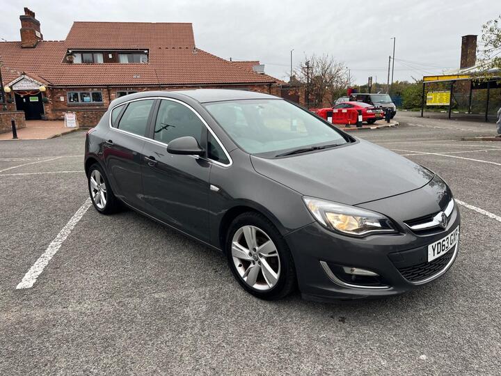 Vauxhall Astra 1.6 16v SRi Auto Euro 5 5dr