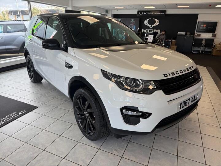 Land Rover Discovery Sport 2.0 TD4 HSE Black Auto 4WD Euro 6 (s/s) 5dr Land Rover Discovery Sport 2.0 TD4 HSE Black Auto 4WD Euro 6 (s/s) 5dr