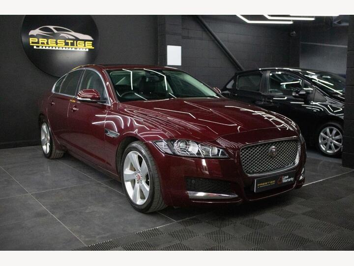 Jaguar XF 2.0d Portfolio Auto Euro 6 (s/s) 4dr