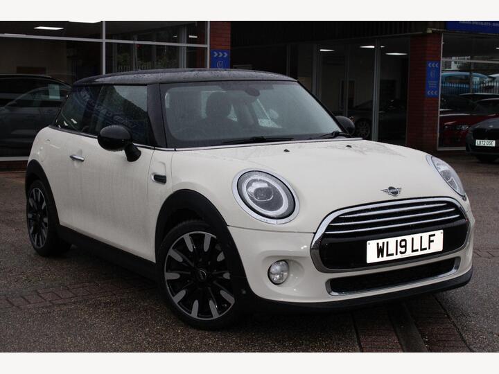MINI Hatch 1.5 Cooper Exclusive Euro 6 (s/s) 3dr