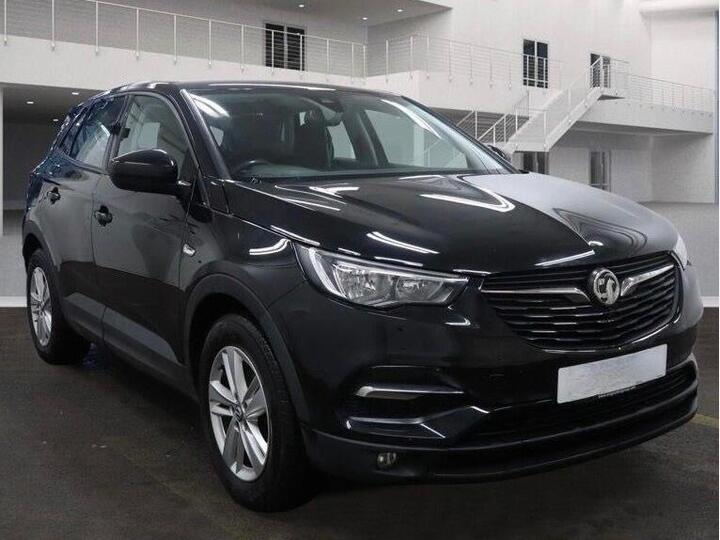 Vauxhall Grandland X 1.5 Turbo D BlueInjection SE Euro 6 (s/s) 5dr
