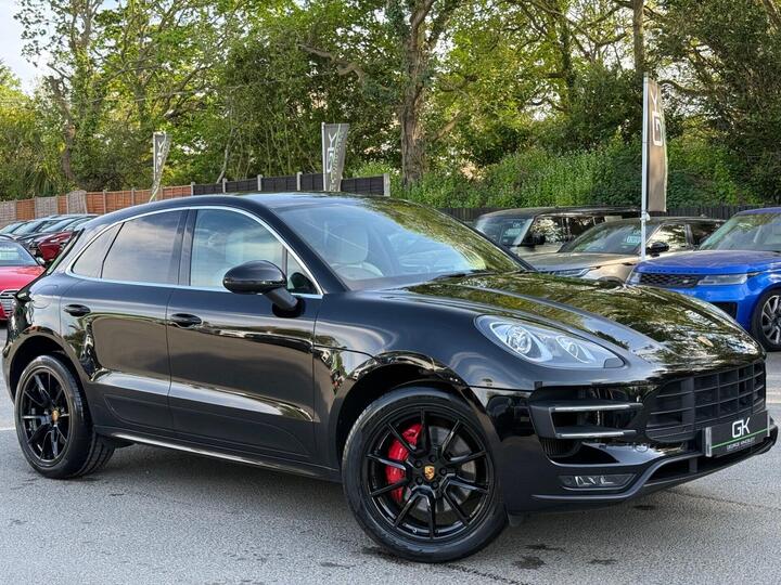 Porsche Macan 3.6T V6 Turbo PDK 4WD Euro 6 (s/s) 5dr Porsche Macan 3.6T V6 Turbo PDK 4WD Euro 6 (s/s) 5dr