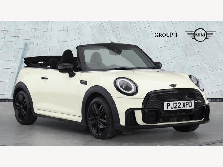 MINI Convertible 1.5 Cooper Sport Steptronic Euro 6 (s/s) 2dr MINI Convertible 1.5 Cooper Sport Steptronic Euro 6 (s/s) 2dr