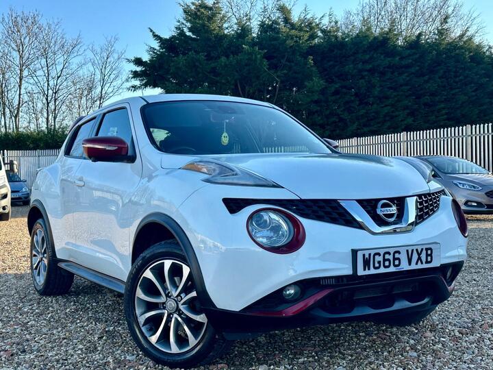 Nissan Juke 1.5 DCi Tekna Euro 6 (s/s) 5dr Nissan Juke 1.5 DCi Tekna Euro 6 (s/s) 5dr