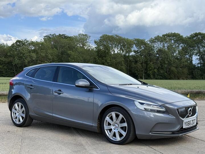 Volvo V40 2.0 D2 Inscription Euro 6 (s/s) 5dr