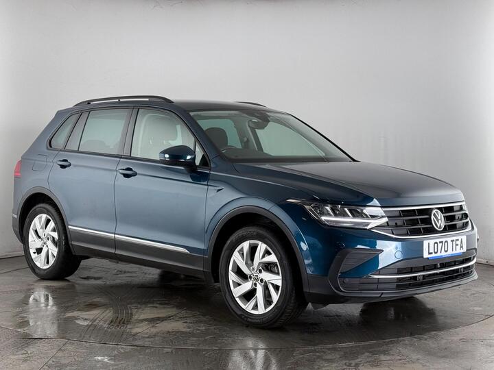 Volkswagen Tiguan 1.5 TSI Life DSG Euro 6 (s/s) 5dr Volkswagen Tiguan 1.5 TSI Life DSG Euro 6 (s/s) 5dr