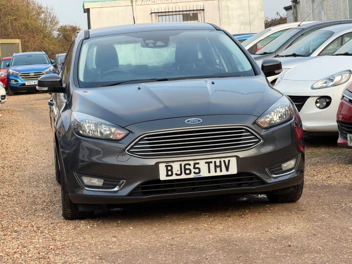Ford Focus 1.6 TDCi Titanium Euro 5 (s/s) 5dr