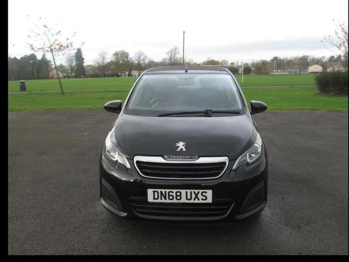 Peugeot 108 1.0 Active Top! Euro 6 5dr Peugeot 108 1.0 Active Top! Euro 6 5dr