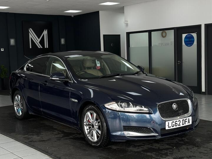 Jaguar XF 3.0d V6 Luxury Auto Euro 5 (s/s) 4dr