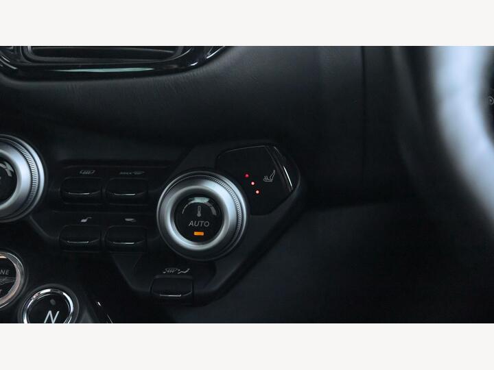 Aston Martin VANTAGE 4.0 V8 Auto Euro 6 2dr