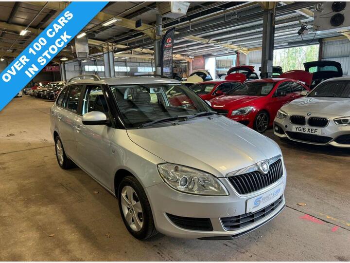 Skoda FABIA 1.6 TDI SE Euro 5 5dr Skoda FABIA 1.6 TDI SE Euro 5 5dr