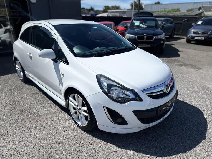 Vauxhall CORSA 1.4 16V SRi Euro 5 3dr