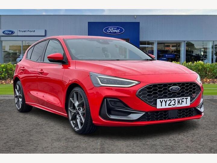 Ford Focus 2.3T EcoBoost ST Euro 6 (s/s) 5dr