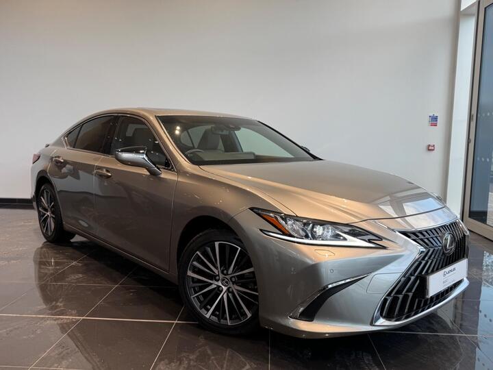 Lexus ES 2.5 300h Premium Edition E-CVT Euro 6 (s/s) 4dr
