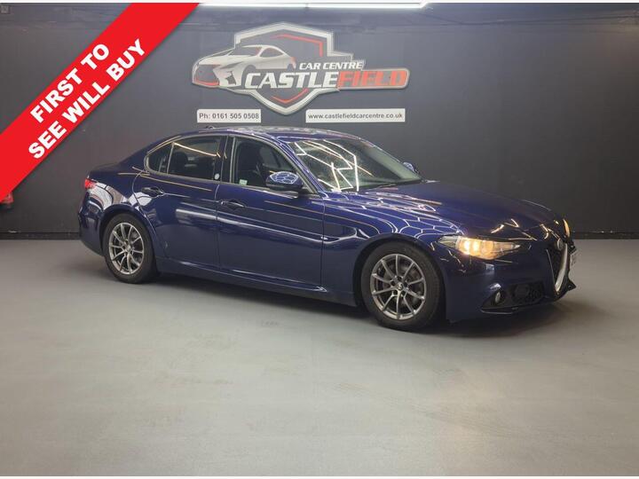 Alfa Romeo GIULIA 2.0T Super Auto Euro 6 (s/s) 4dr Alfa Romeo GIULIA 2.0T Super Auto Euro 6 (s/s) 4dr