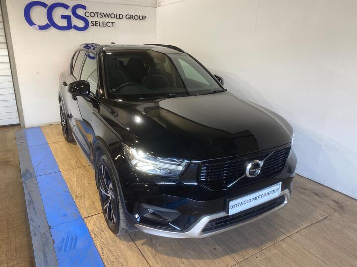 Volvo XC40 2.0 D4 R-Design Pro Auto AWD Euro 6 (s/s) 5dr