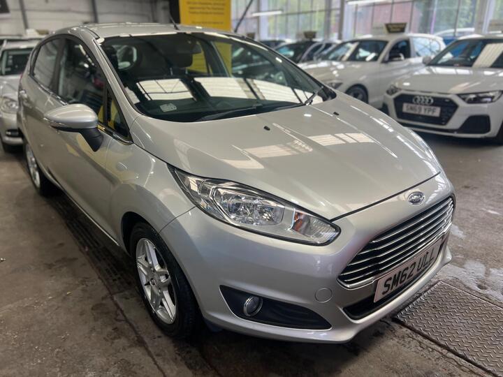 Ford Fiesta 1.0 Zetec Euro 5 (s/s) 5dr