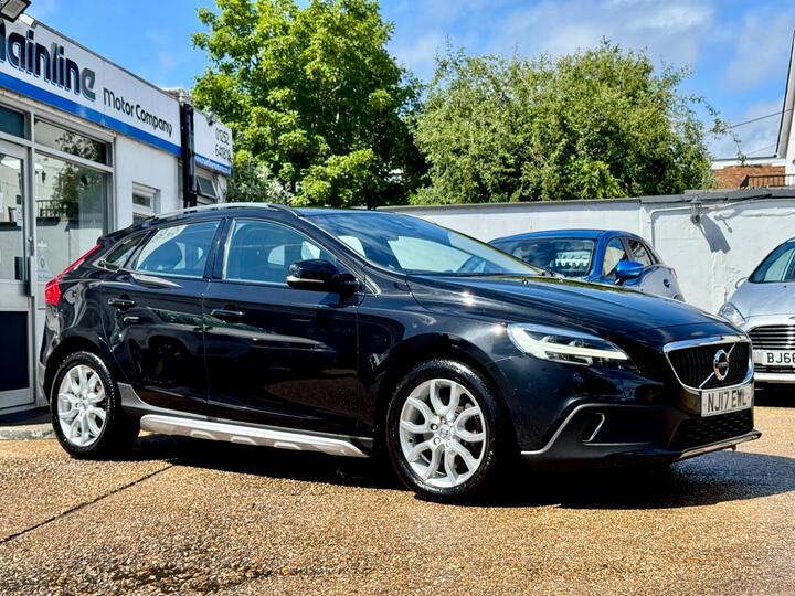 Volvo V40 Cross Country 2.0 D2 Pro Auto Euro 6 (s/s) 5dr